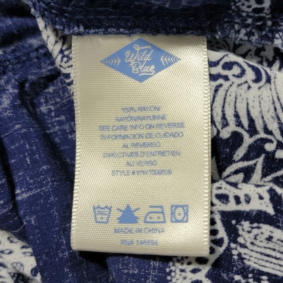 Wild Blue Sadie Robertson Blouse Boho Top Tunic Blue Rayon Size Medium - Picture 9 of 10
